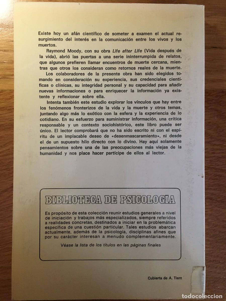 Libros de segunda mano: Entre la vida y la muerte de Robert Kastenbaum - Foto 2