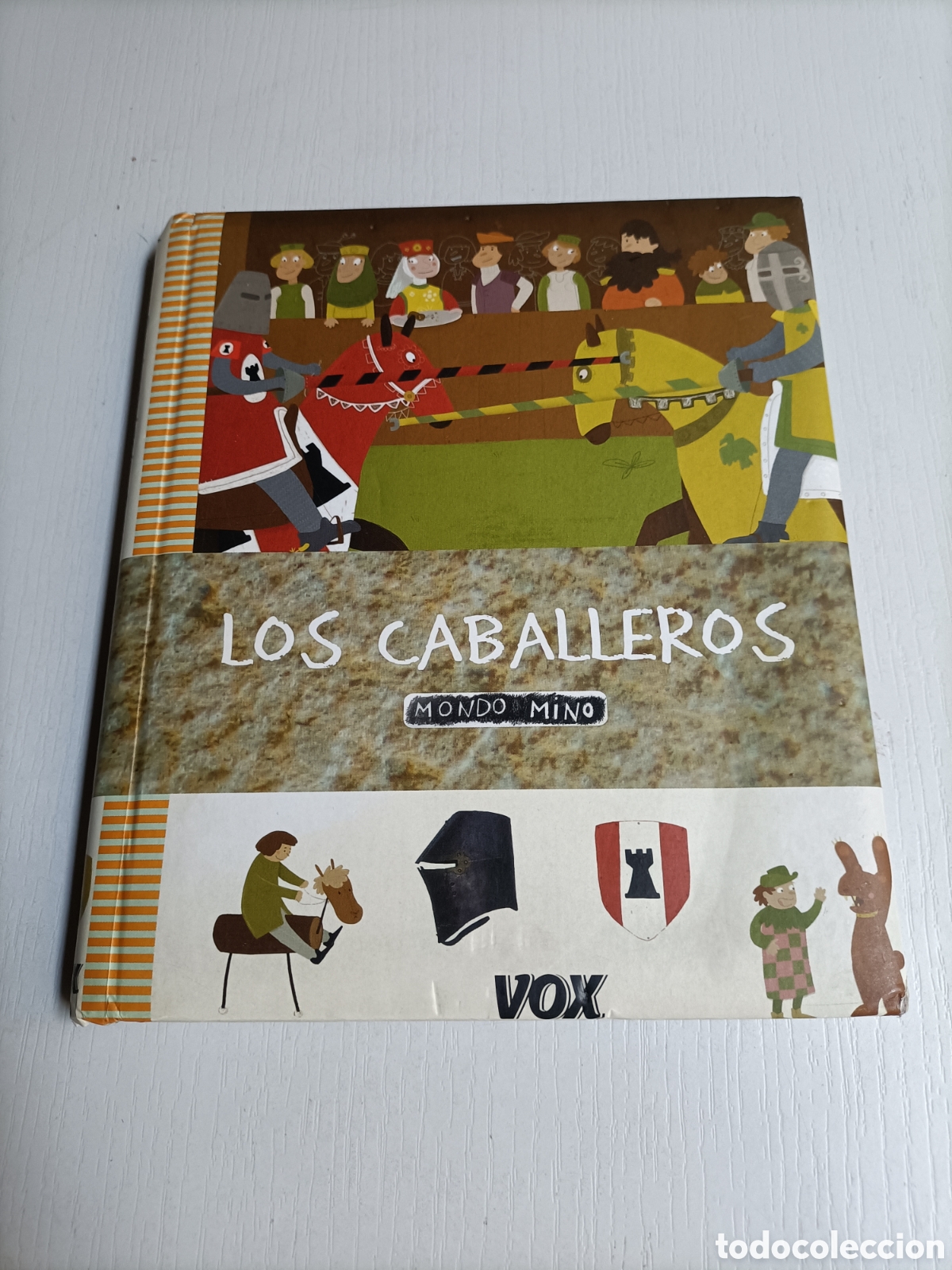 Libros de segunda mano: Los caballeros. Mondo Mino - Foto 2