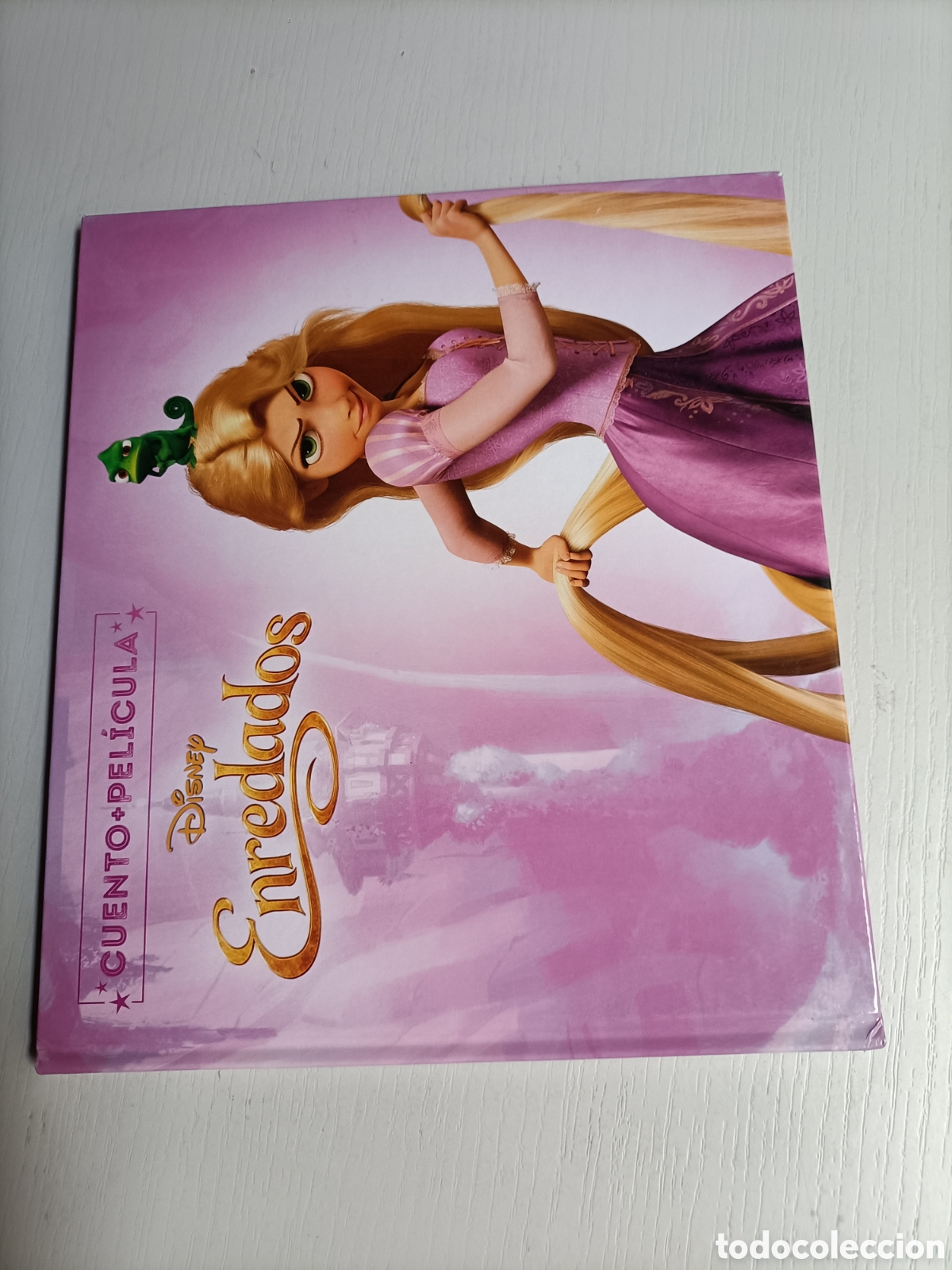 Libros de segunda mano: Enredados. Disney. Cuento + pel&iacute;cula - Foto 2
