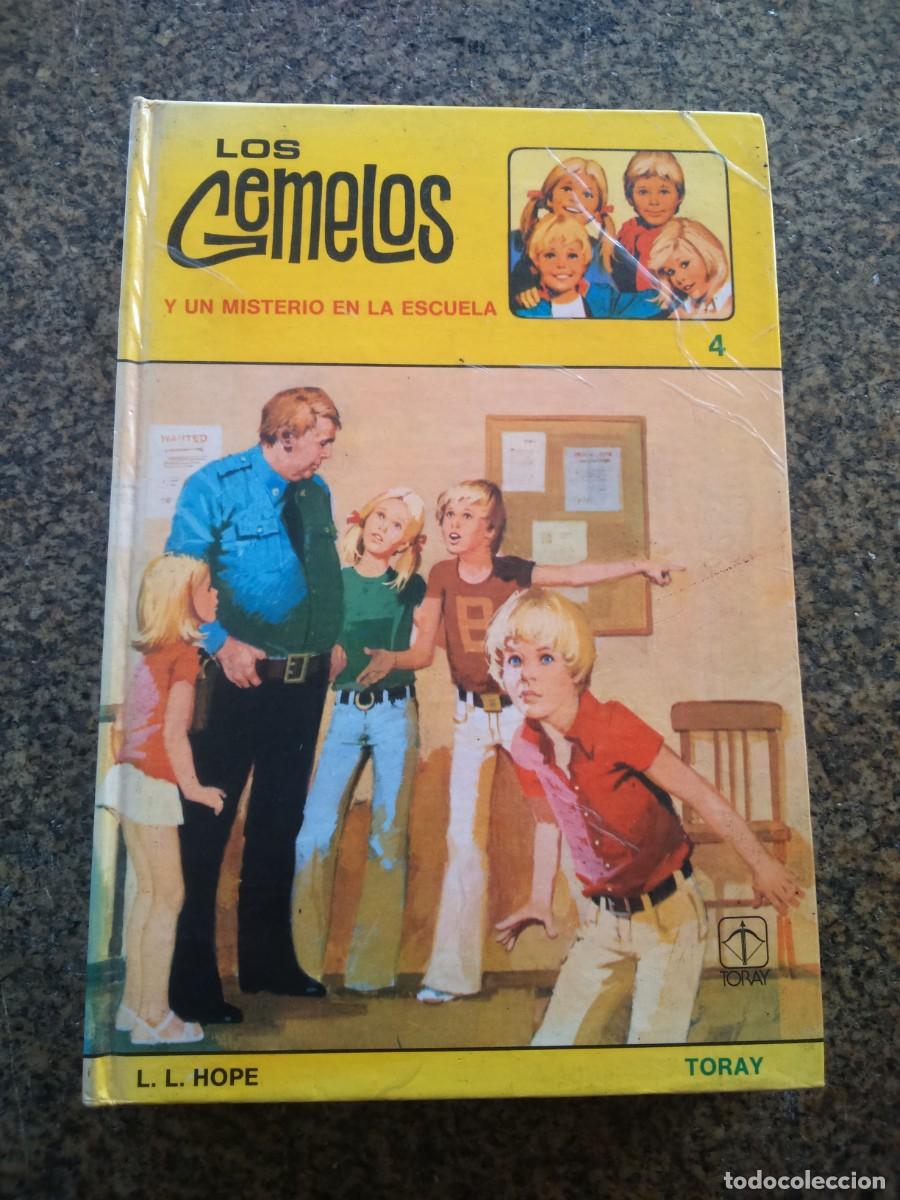 Libros de segunda mano: LOS GEMELOS Y UN MISTERIO EN LA ESCUELA -- TORAY -- - Foto 1