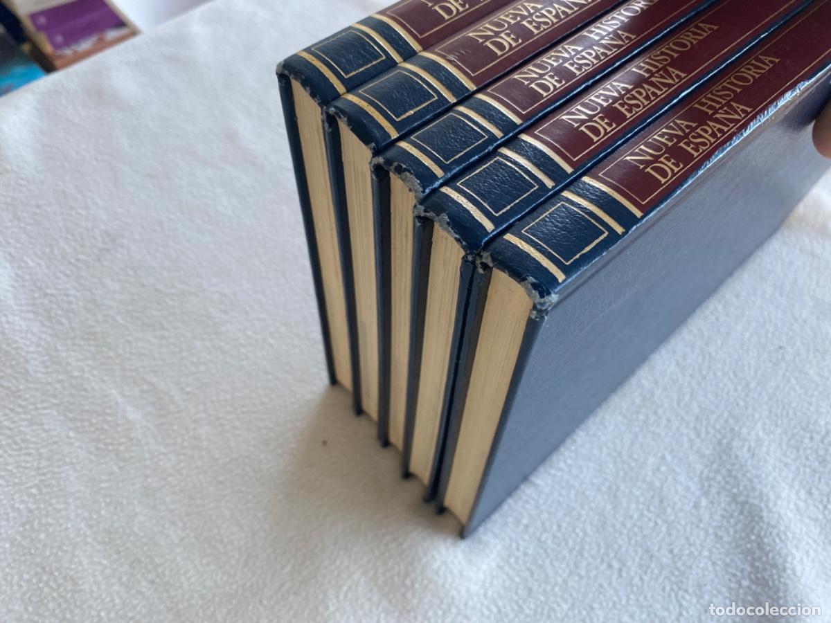 Libros de segunda mano: Nueva historia de Espa&ntilde;a. Asuri. 5 tomos. COMPLETA - Foto 5