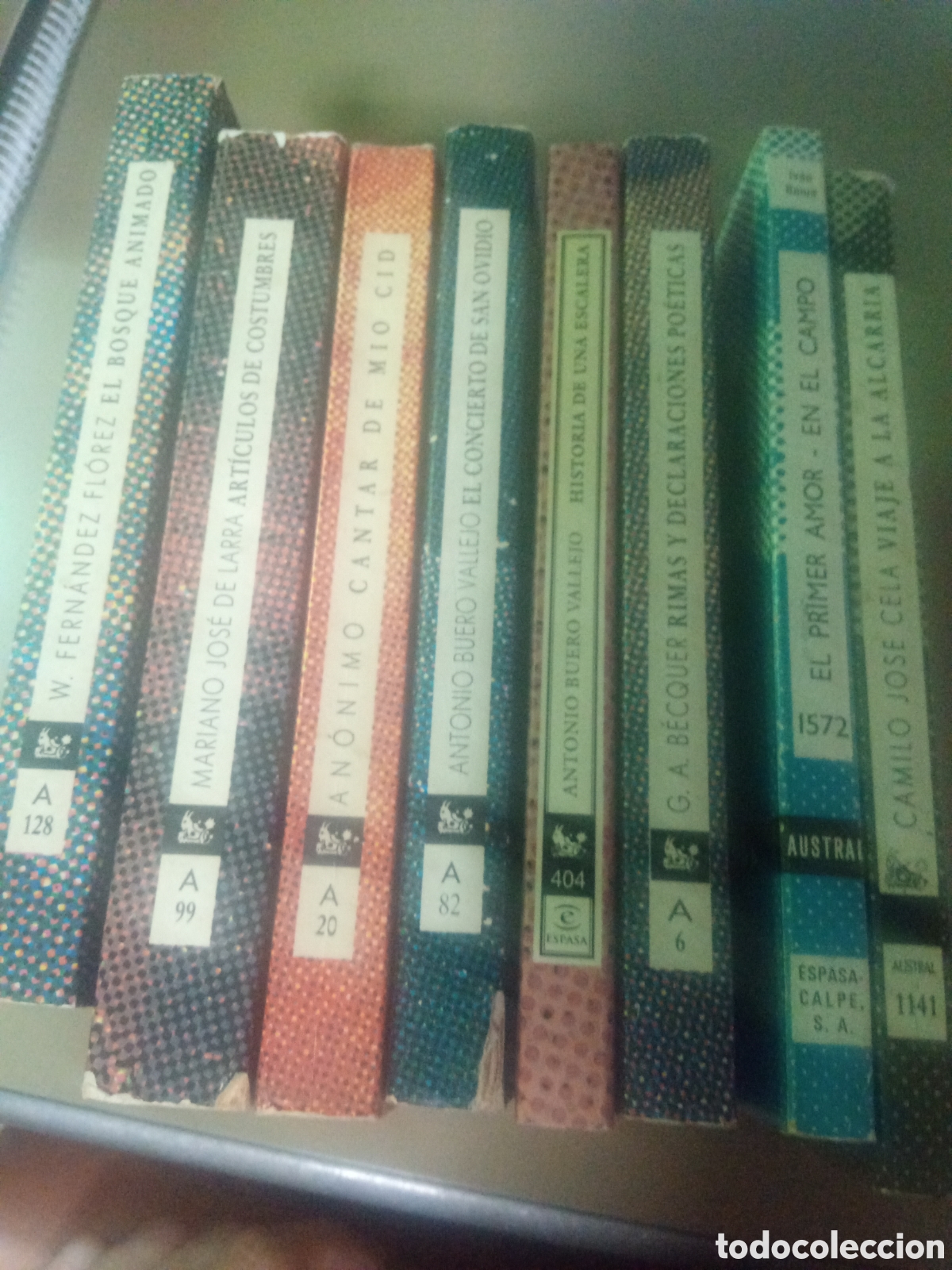 Libros de segunda mano: Ocho vol&uacute;menes de la colecci&oacute;n Austral - Foto 1