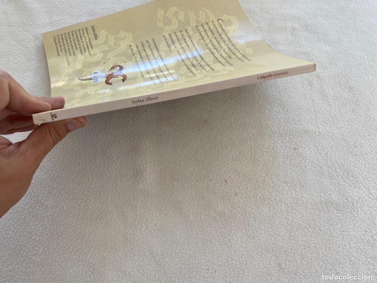 Libros de segunda mano: CALIGRAF&Iacute;A ILUMINADA. C&Oacute;MO PINTAR TUS PROPIAS LETRAS ILUMINADAS.- LIBSA - Foto 2