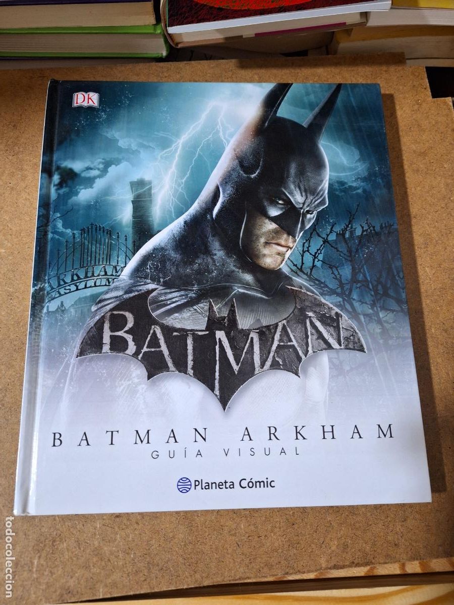 Libros de segunda mano: Batman Arkham. Gu&iacute;a visual - Matthew K. Manning - Foto 1