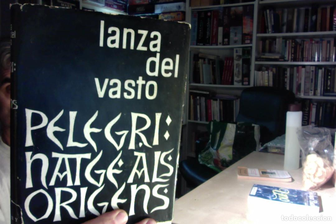 Libros de segunda mano: lanza Del vasto.dos libros - Foto 2