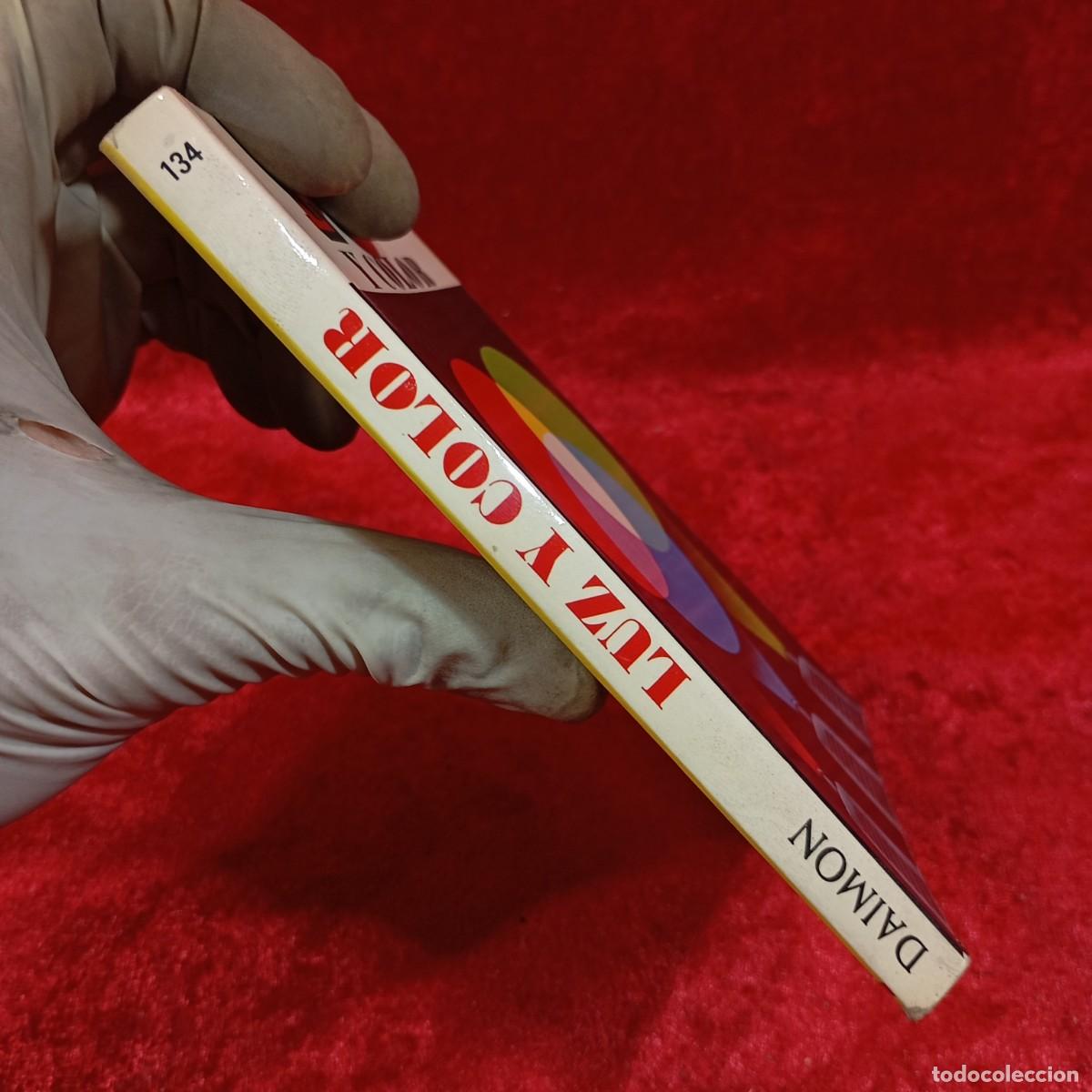 Libros de segunda mano: CLARENCE RAINWATER - LUZ Y COLOR - EDICIONES DAIMON - 1976 / 997 - Foto 3