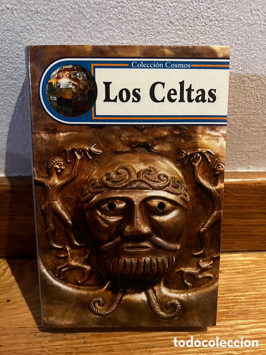 Libros de segunda mano: Los celtas Colecci&oacute;n cosmos - Foto 1