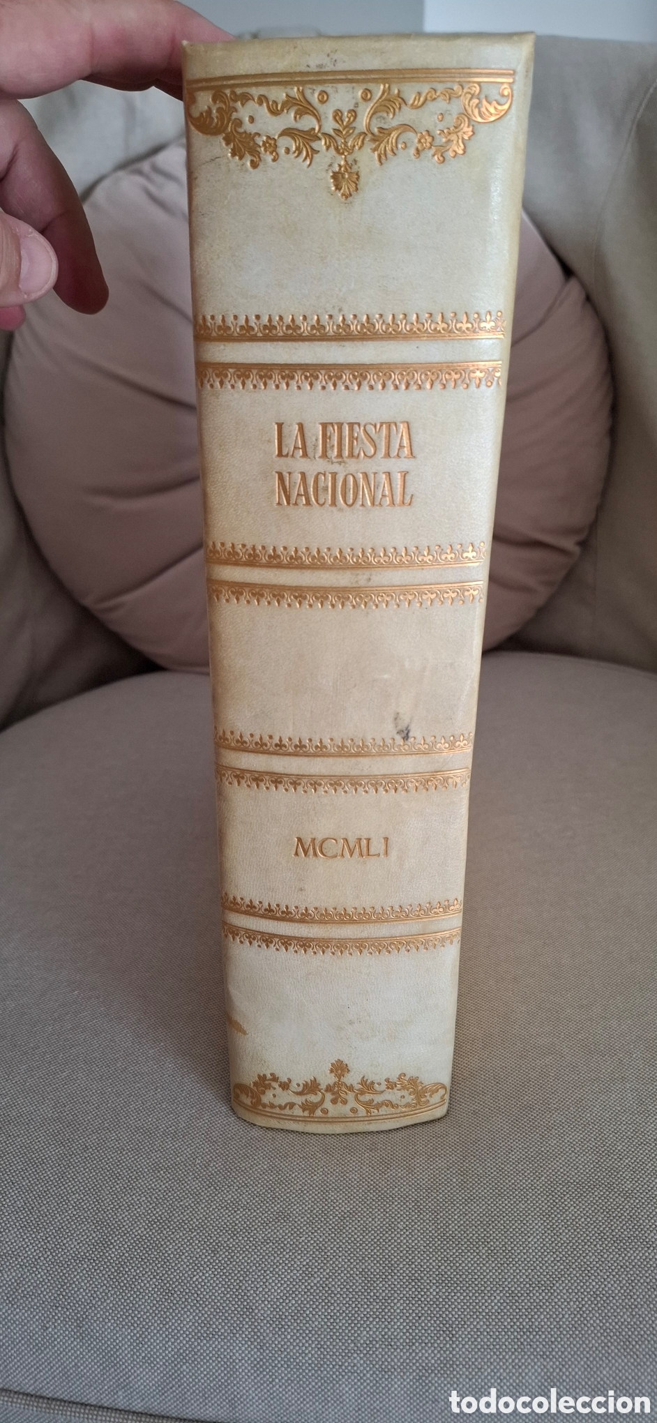 Libros de segunda mano: LIBRO DE ORO TAUROMAQUIA - Foto 1