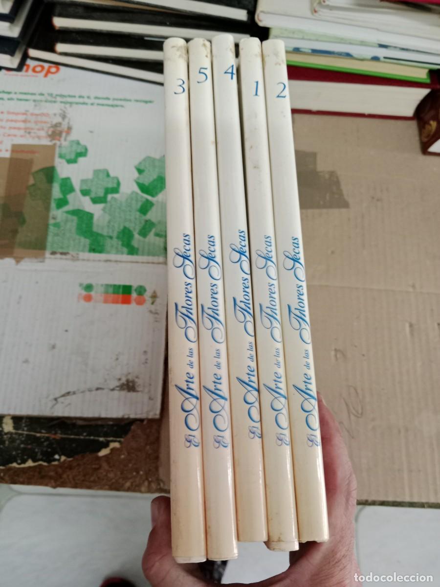 Libros de segunda mano: M EL ARTE DE LAS FLORES SECAS 5 TOMOS - Foto 2