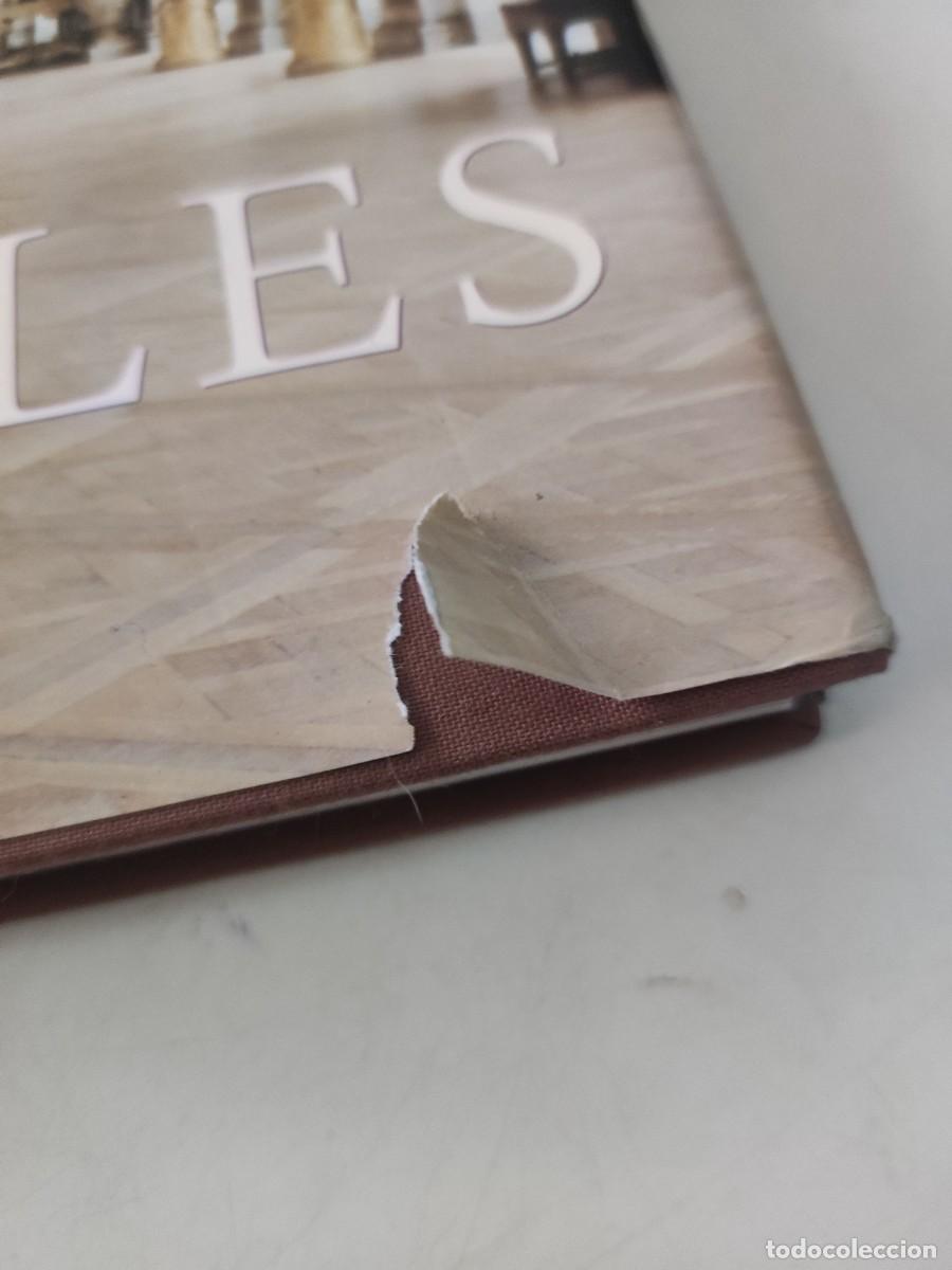 Libros de segunda mano: Versailles. Perouse de Montclos. - Foto 2