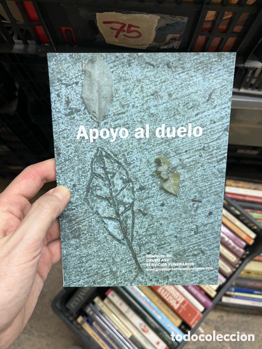 Libros de segunda mano: Caja75 Apoyo al duelo - libro - Foto 1