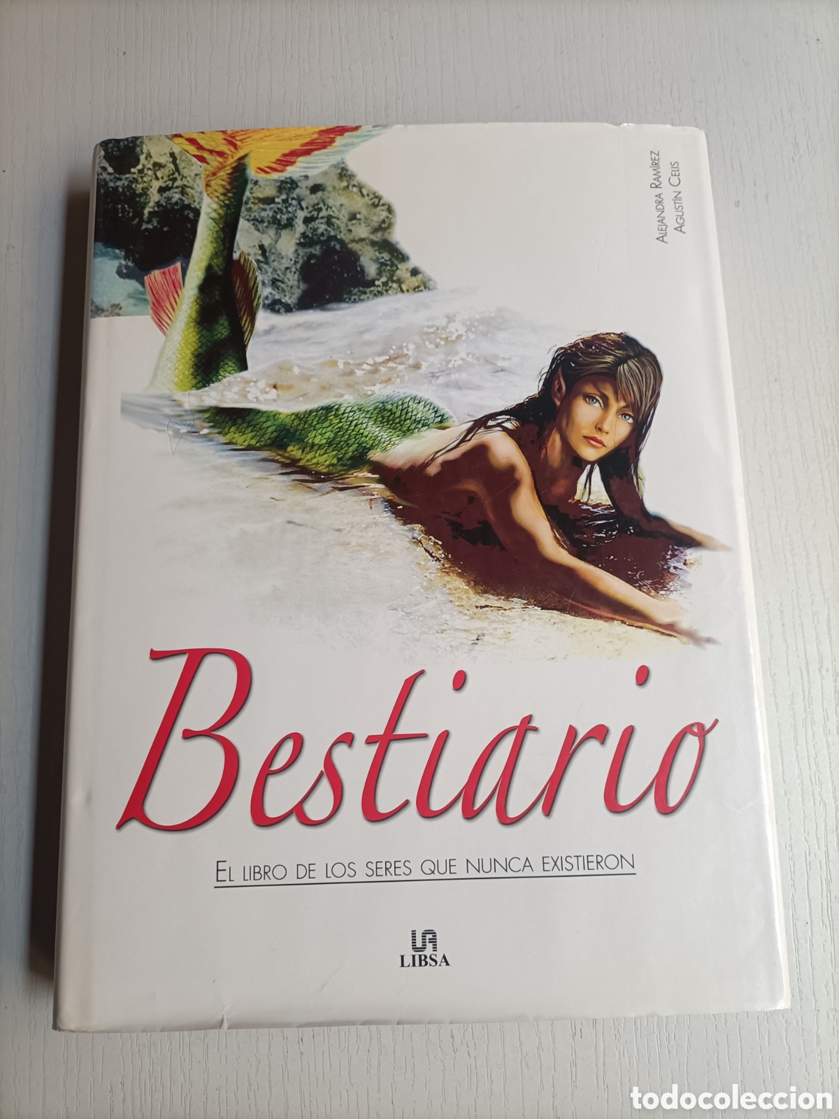 Libros de segunda mano: Bestiario. El libro de los seres que nunca existieron Alejandra Ram&iacute;rez - Foto 2