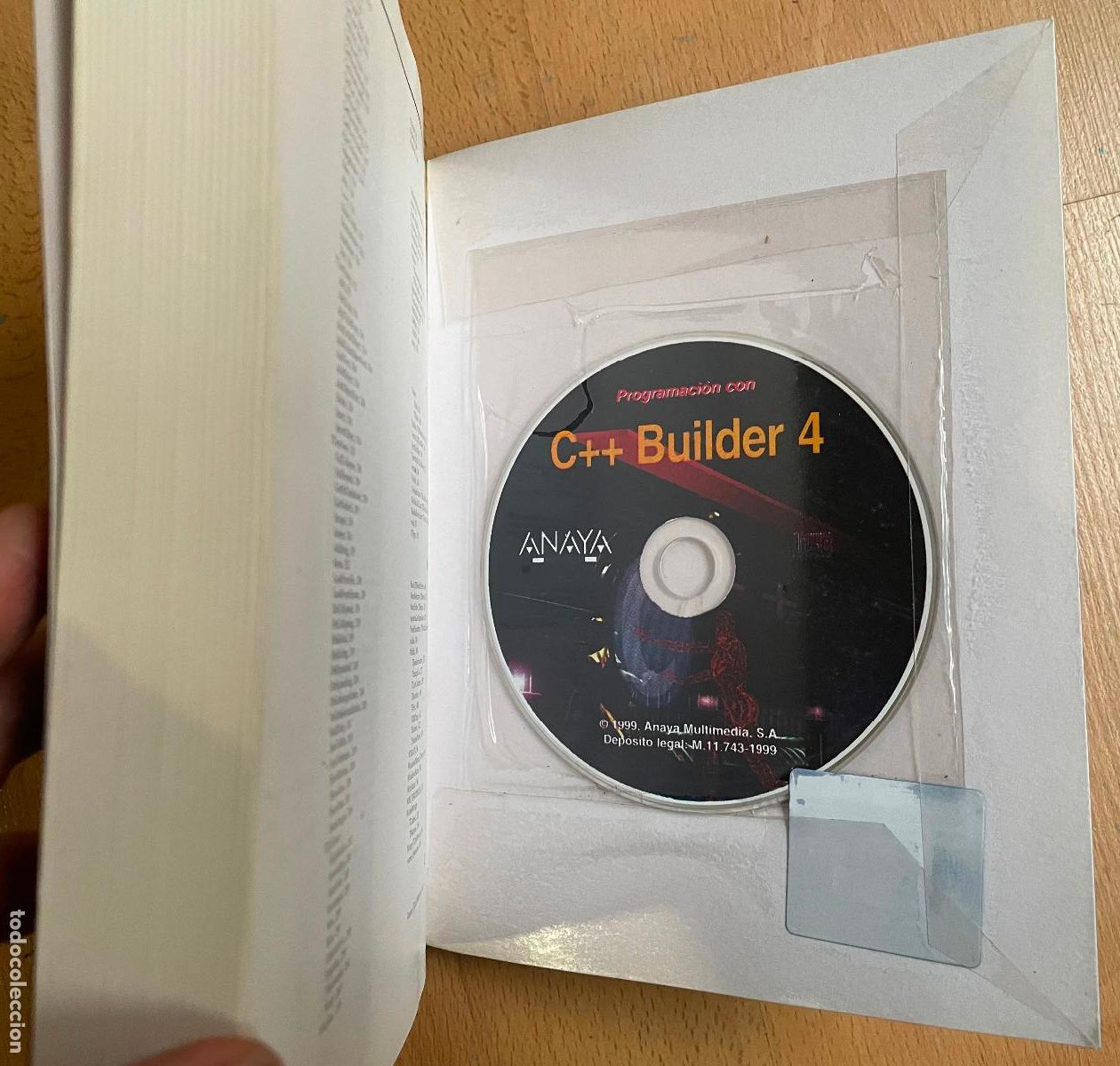 Libros de segunda mano: PROGRAMACION C++ BUILDER 4, Francisco Charte Con CD - Foto 3