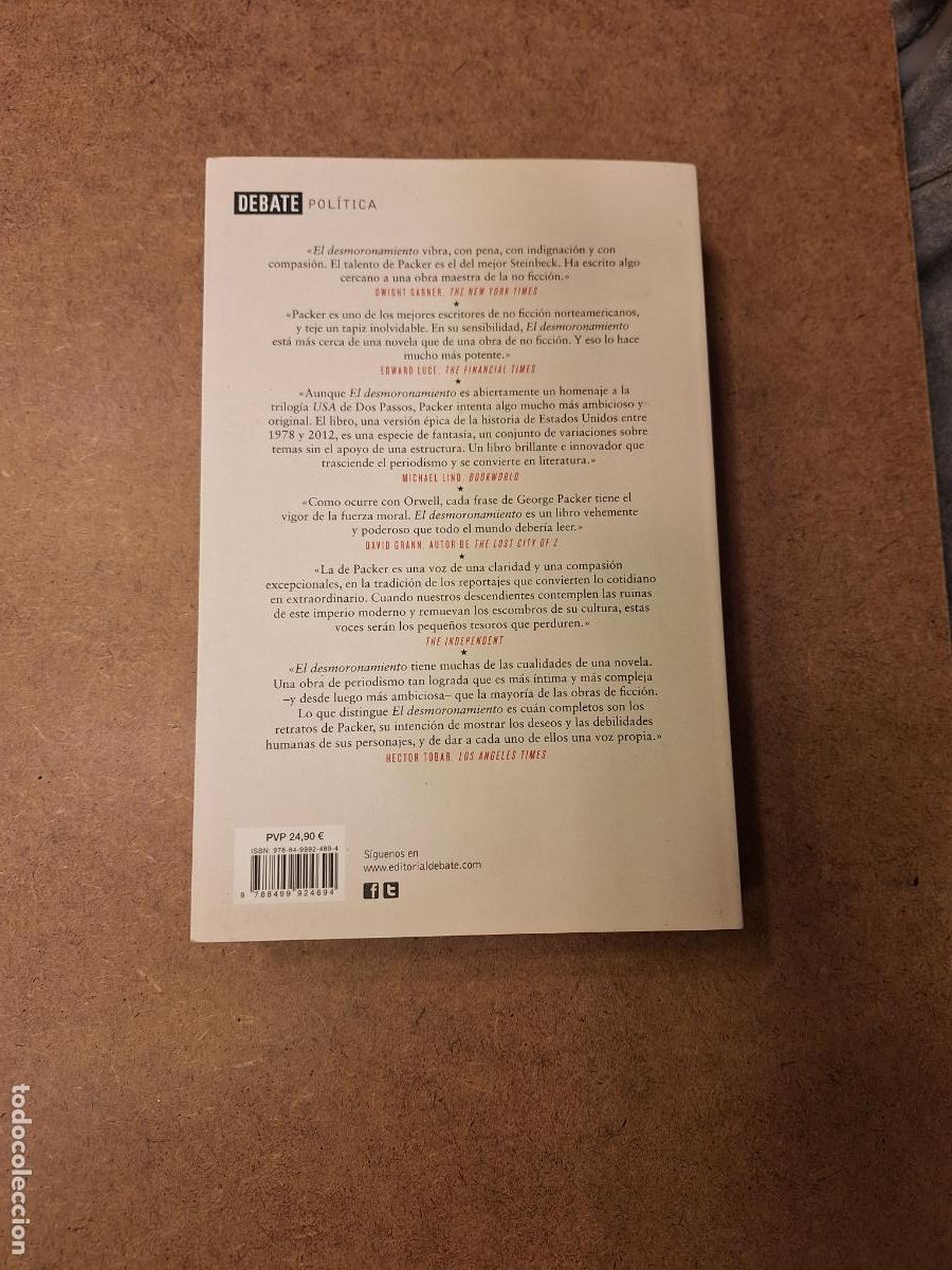 Libros de segunda mano: El desmoronamiento . Treinta a&ntilde;os de declive americano - George Packer - Foto 2