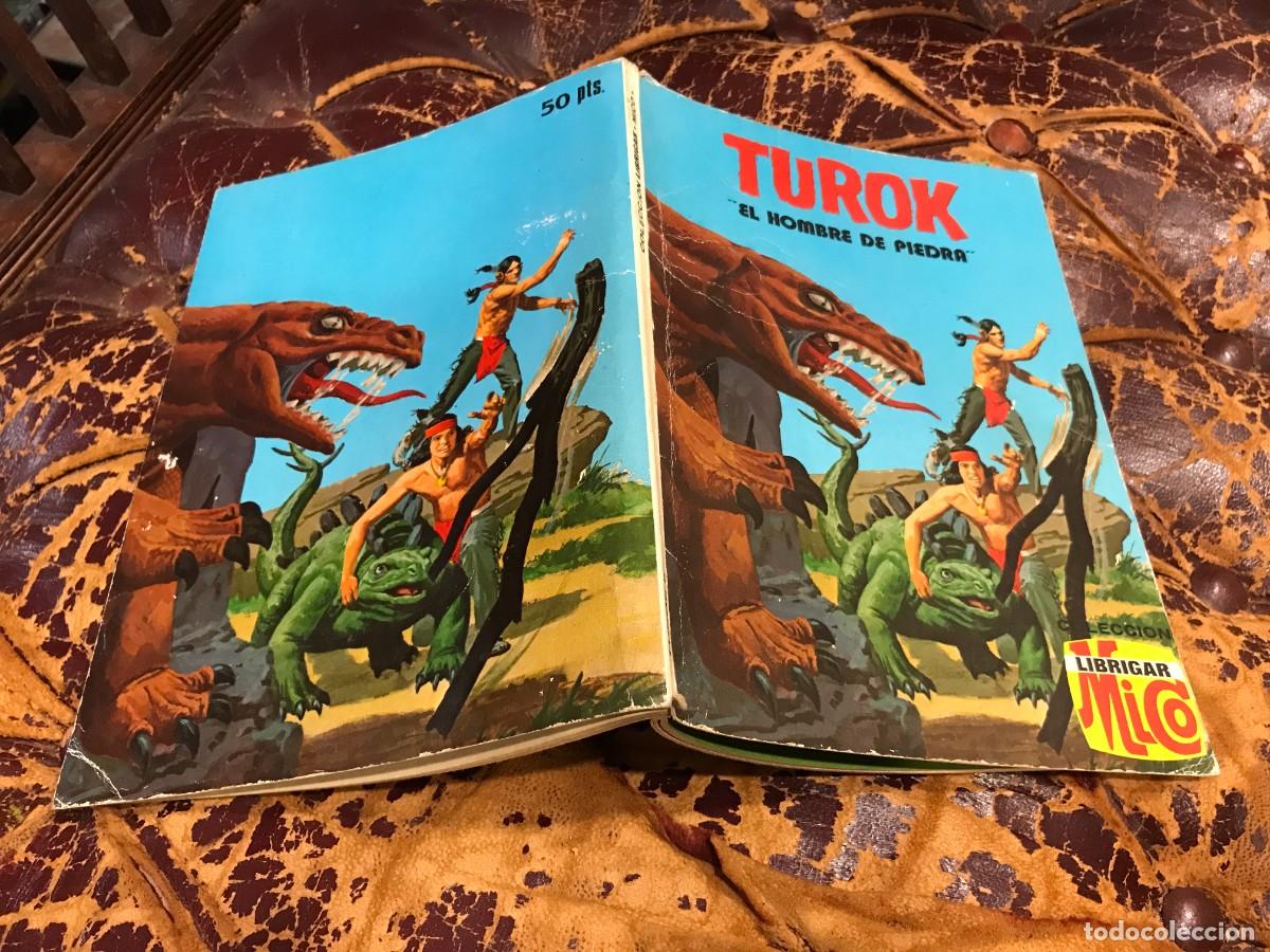 Gebrauchte B&uuml;cher: TUROK. EL HOMBRE DE PIEDRA. ESCLAVOS DE LA CAZA. COLECCI&Oacute;N MICO. N&ordm; 24, 1975