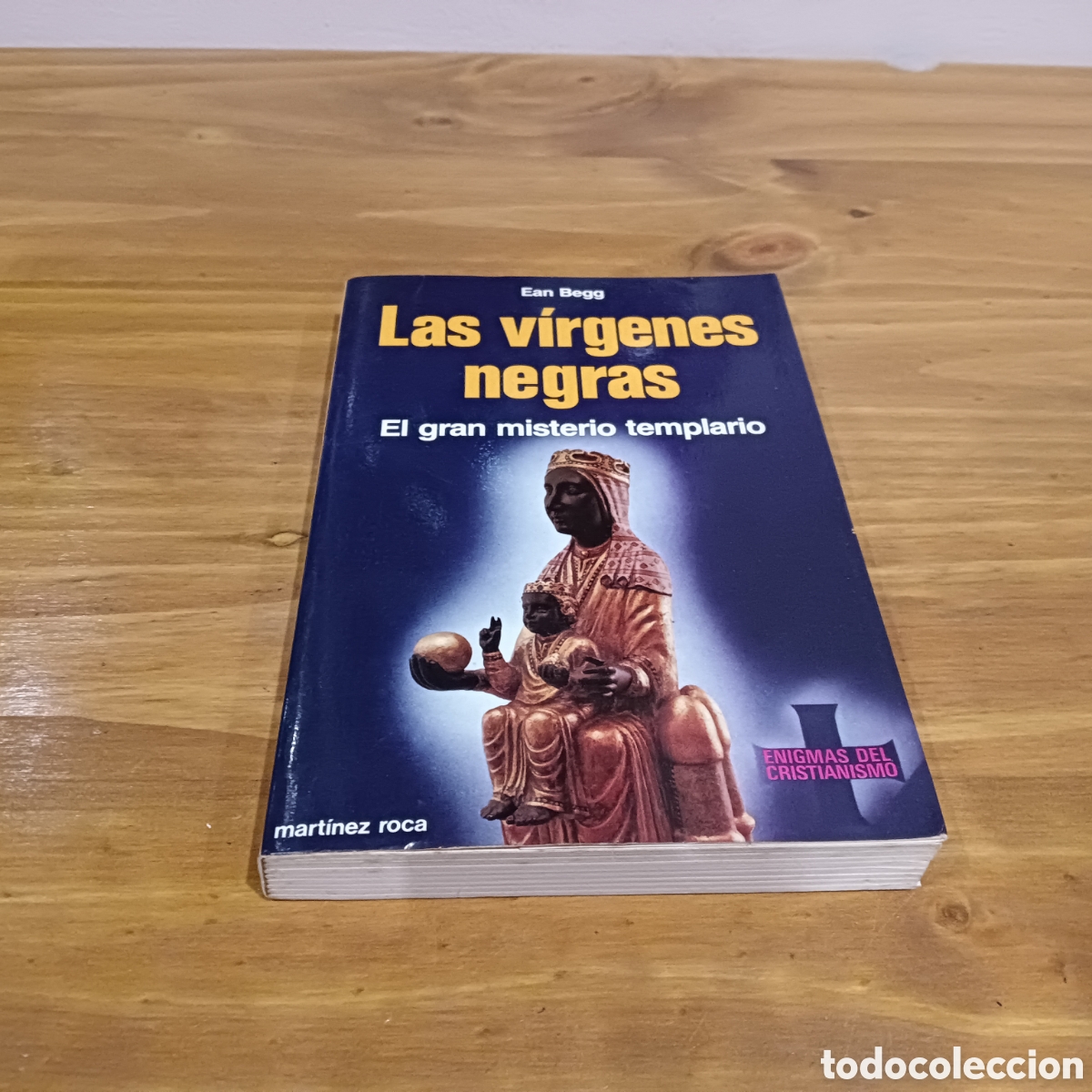 Libros de segunda mano: Las v&iacute;rgenes negras. Mart&iacute;nez Roca - Foto 1
