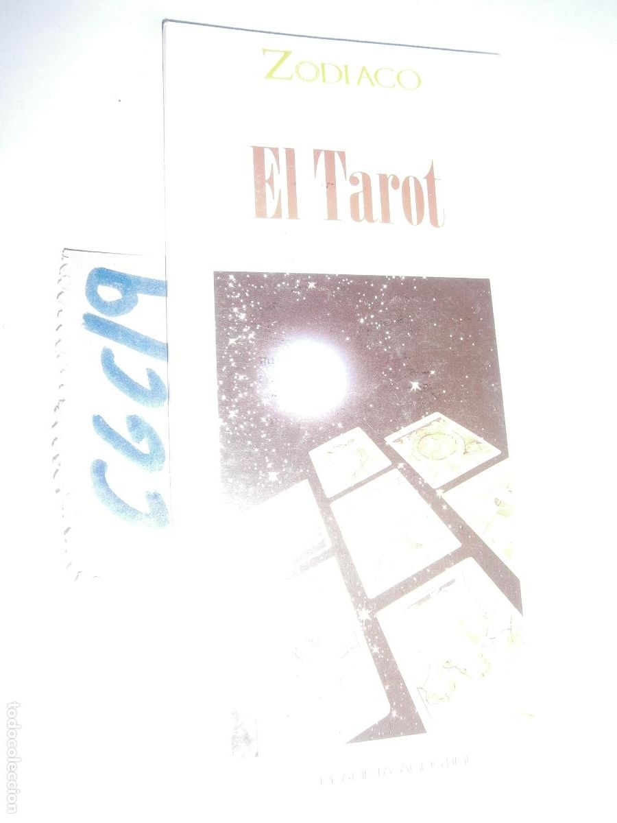 Libros de segunda mano: ANTIGUO LIBRO - EL TAROT - Foto 1