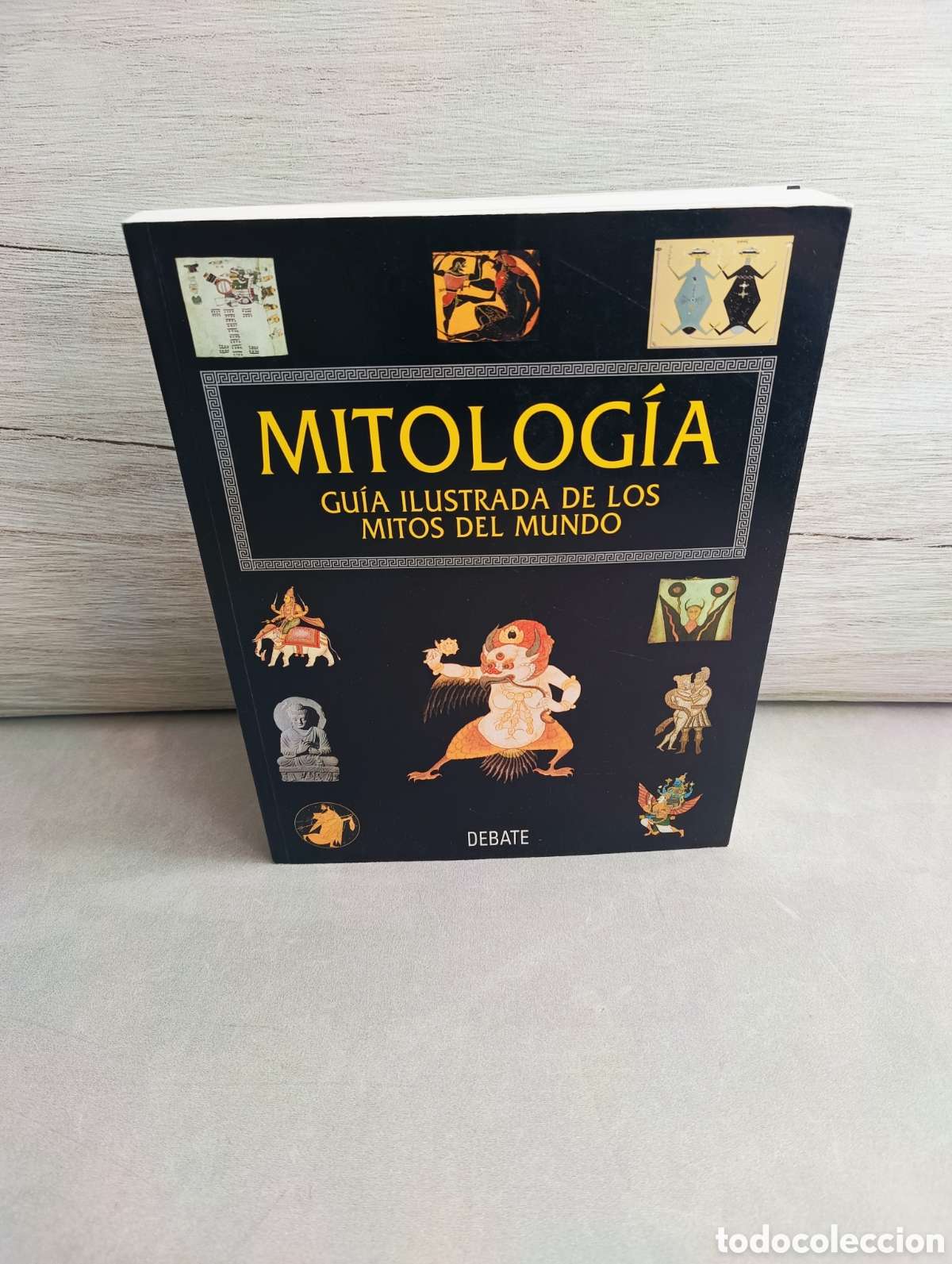 Libros de segunda mano: Mitolog&iacute;a. Gu&iacute;a ilustrada de los mitos del mundo. Debate. - Foto 1