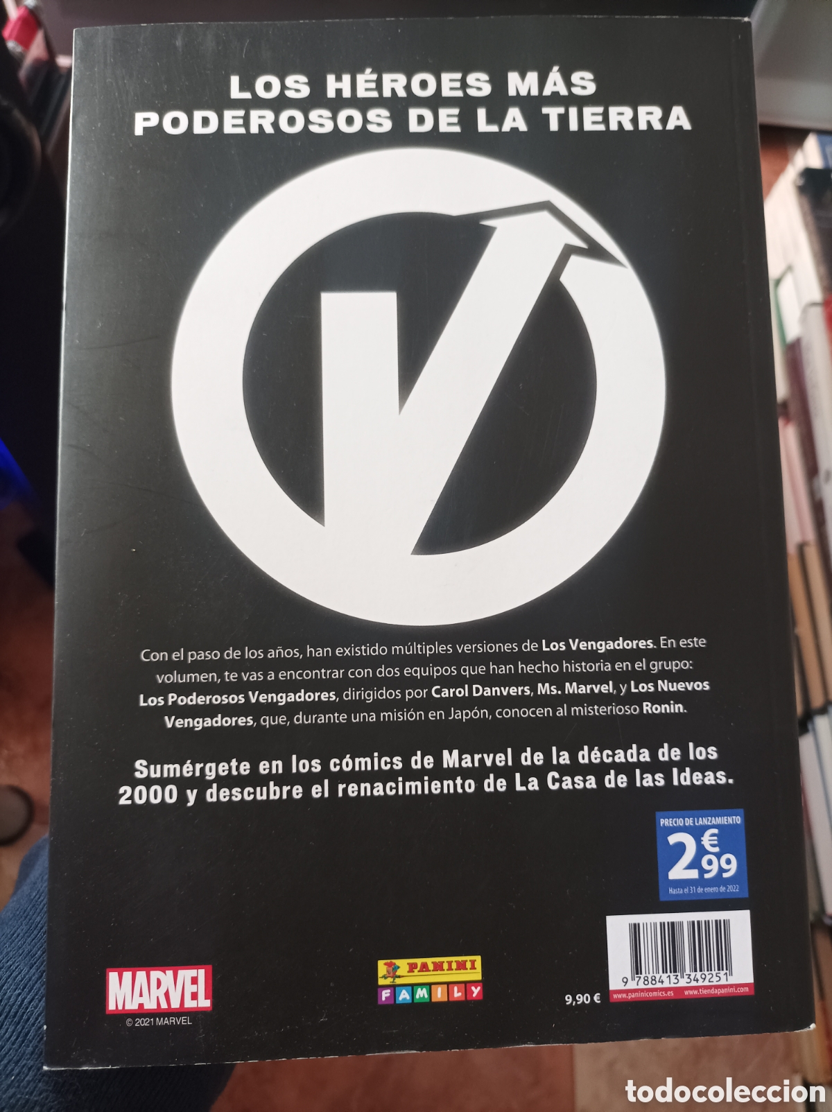 Libros de segunda mano: Los Vengadores el renacimiento de Marvel Panini - Foto 2