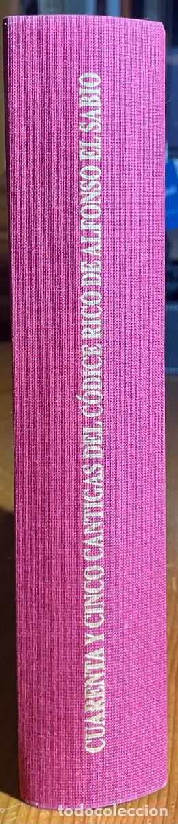 Libros de segunda mano: CUARENTA Y CINCO CANTIGAS CODICE RICO ALFONSO EL SABIO - LUIS BELTRAN 1997 - Foto 2