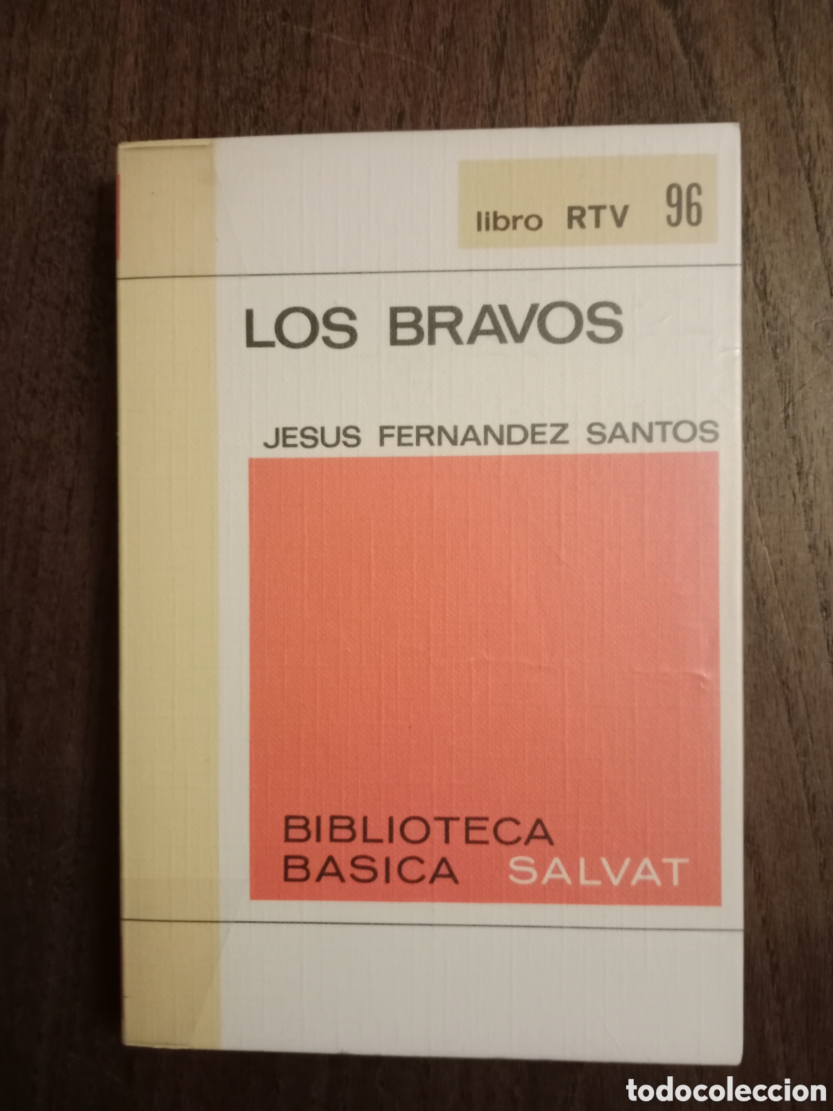 Libros de segunda mano: Libro los bravos de jes&uacute;s Fern&aacute;ndez santos - Foto 1