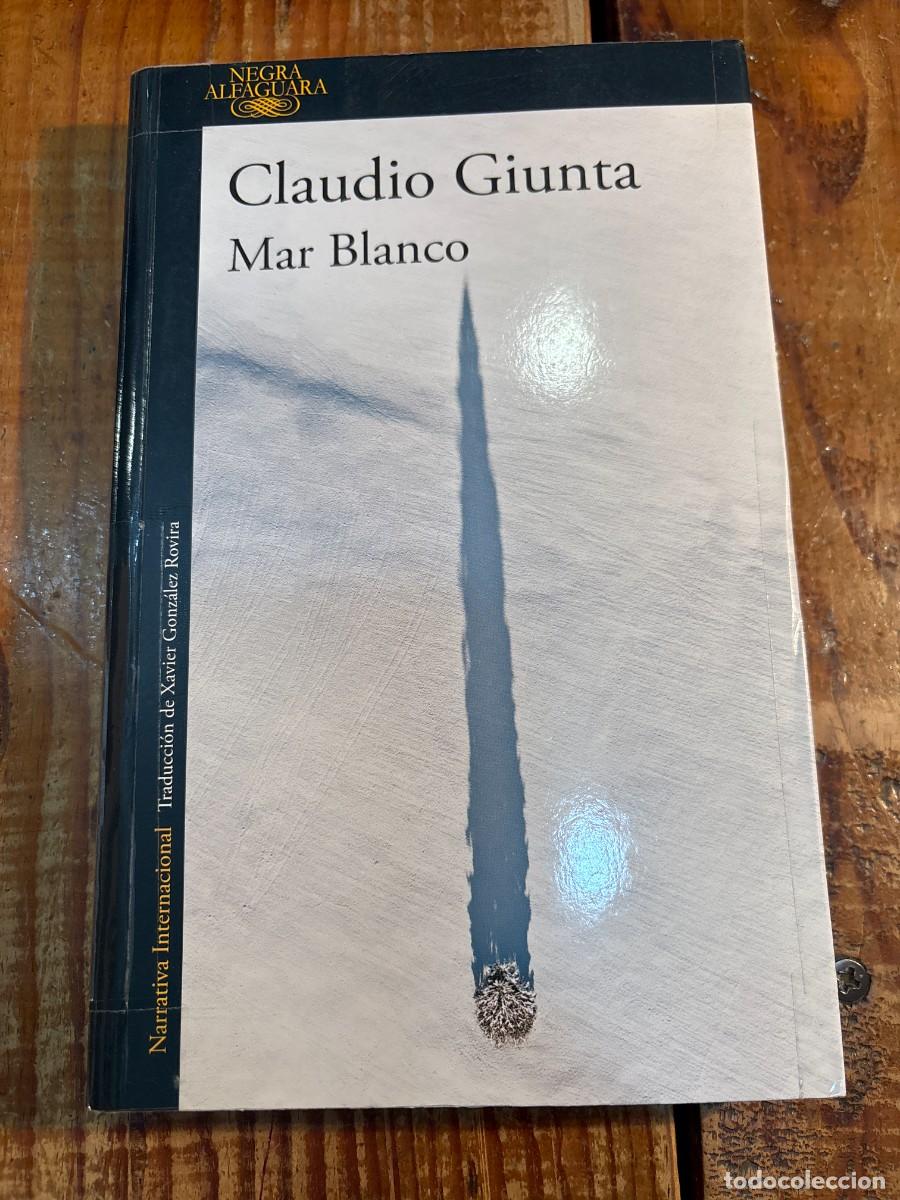 Libros de segunda mano: Mar blanco / The White Sea (Spanish Edition) - Foto 1