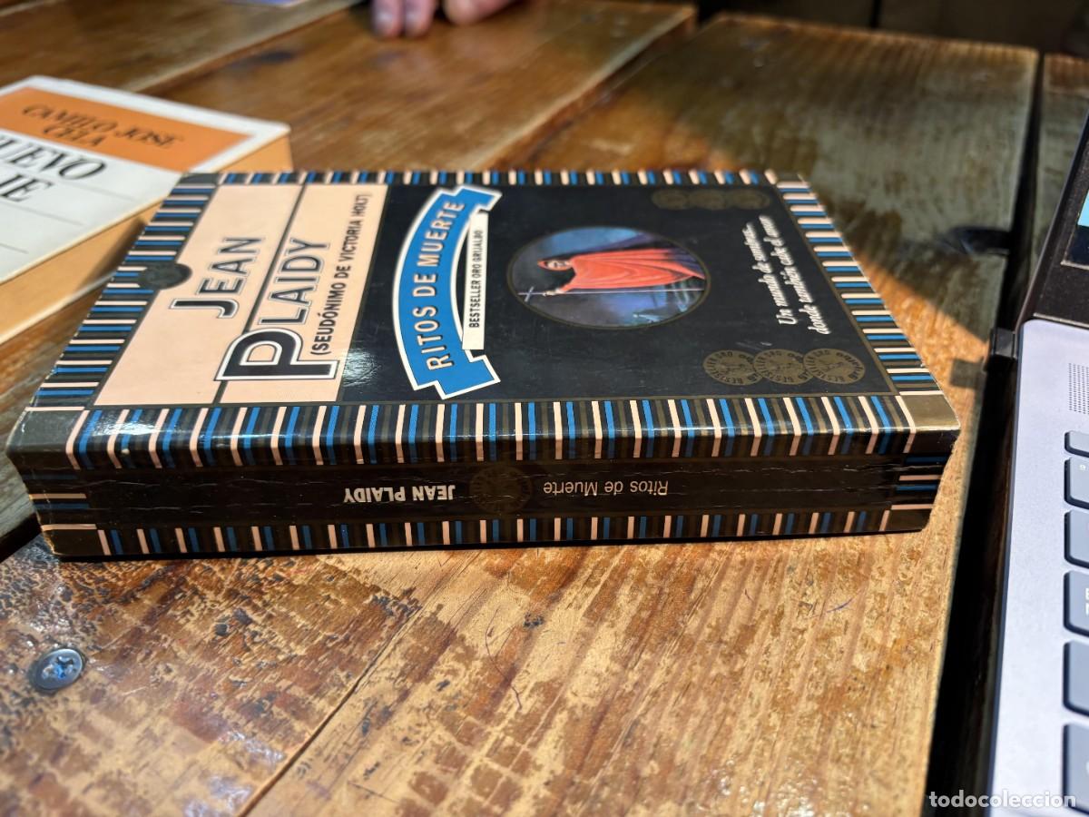 Libros de segunda mano: Ritos de muerte Jean Plaidy - Foto 2