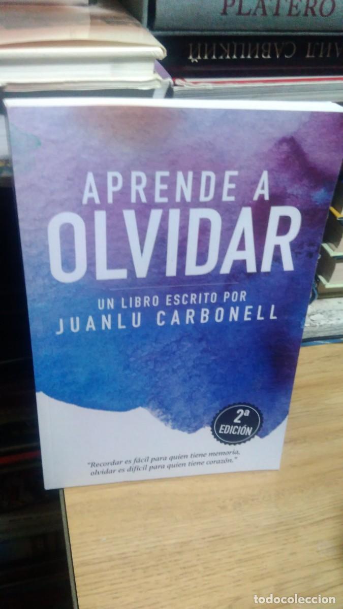 Libros de segunda mano: aprende a olvidar Juanlu Carbonel - Foto 1