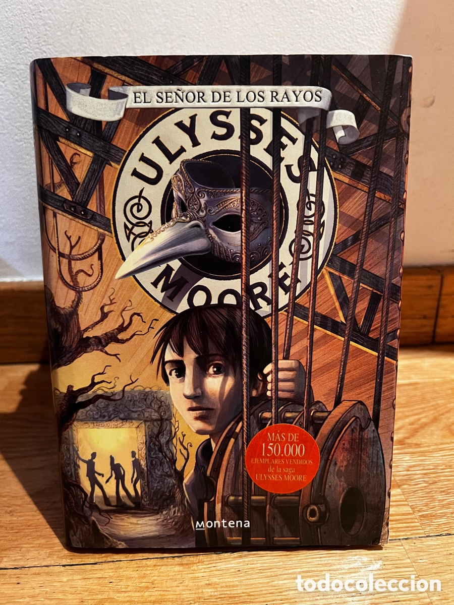 Libros de segunda mano: EL SE&Ntilde;OR DE LOS RAYOS ULYSSES MOORE - Foto 1