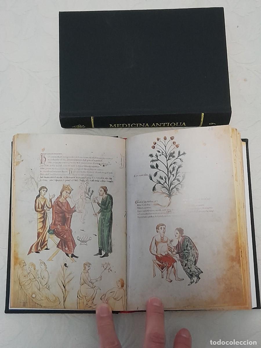 Libros de segunda mano: Facs&iacute;mil c&oacute;dice de medicina medieval - Foto 5