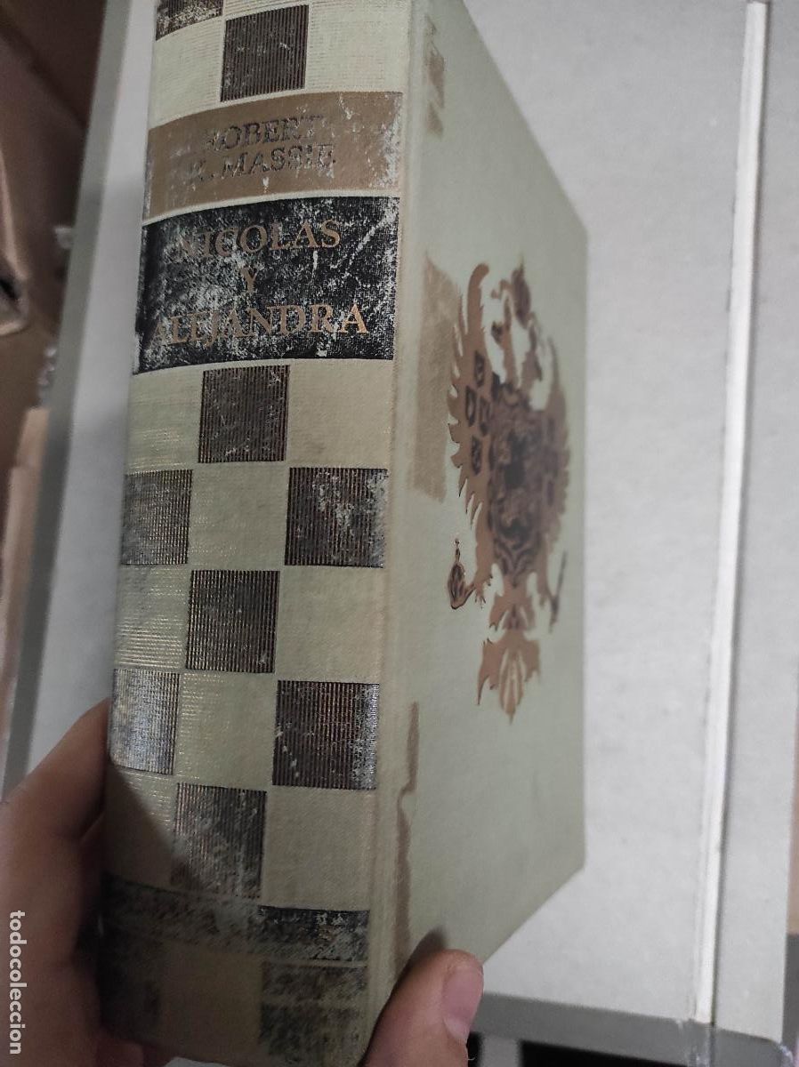 Libros de segunda mano: NICOLAS Y ALEJANDRA. ROBERT K. MASSIE. PLAZA & JANES - Foto 1