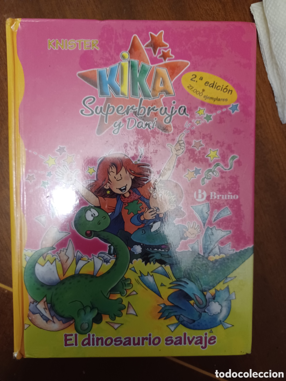 Libros de segunda mano: Kika Superbruja y Dani. el Dinosaurio Salvaje - Foto 1