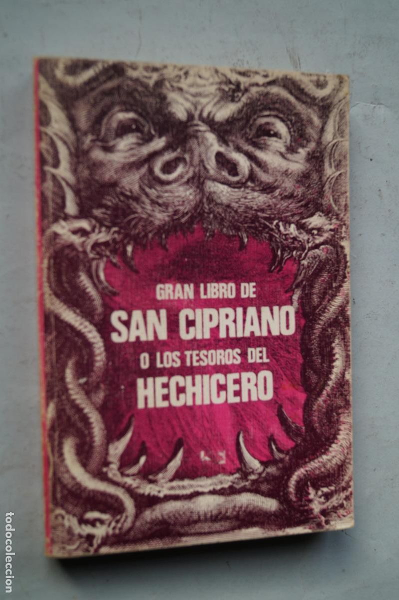 Libros de segunda mano: GRAN LIBRO DE SAN CIPRIANO O LOS TESOROS DEL HECHICERO. - Foto 1