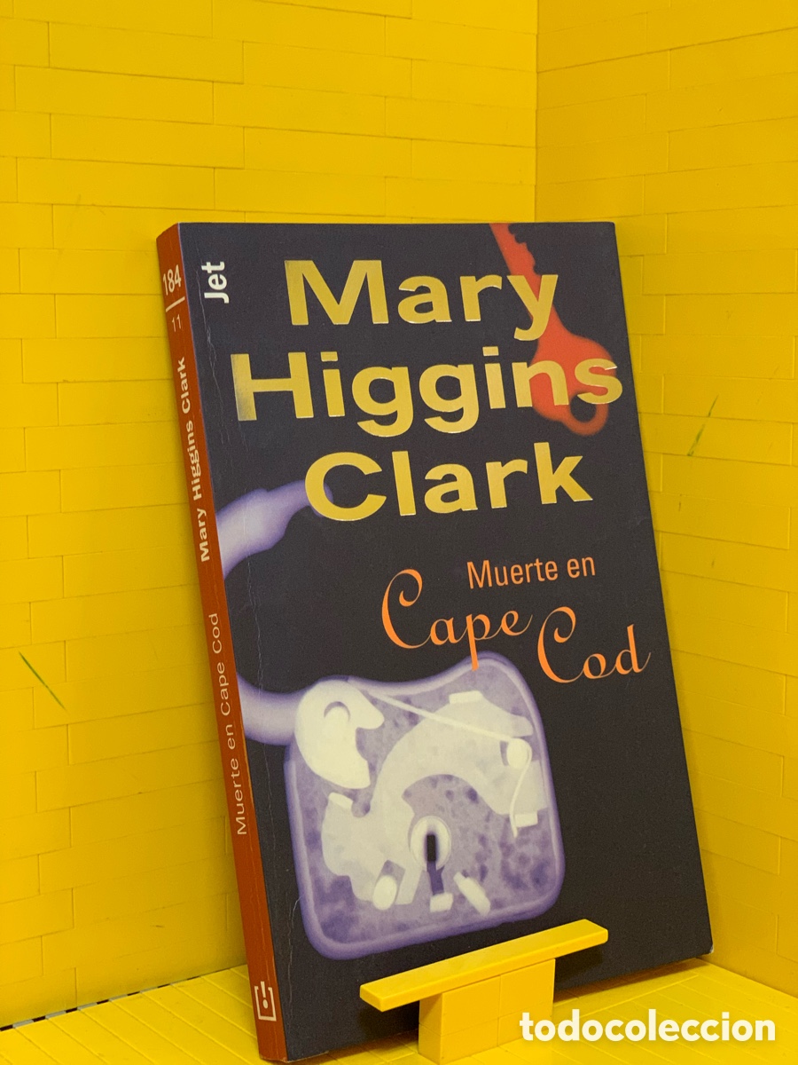Libros de segunda mano: MARY HIGGINS CLARK &middot;&middot;&middot;&middot; MUERTE EN CAPE COD - Foto 1