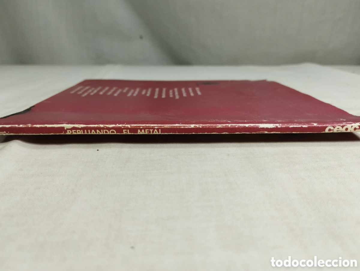 Libros de segunda mano: Repujando en metal. Editorial CEAC, 1973 - Foto 3