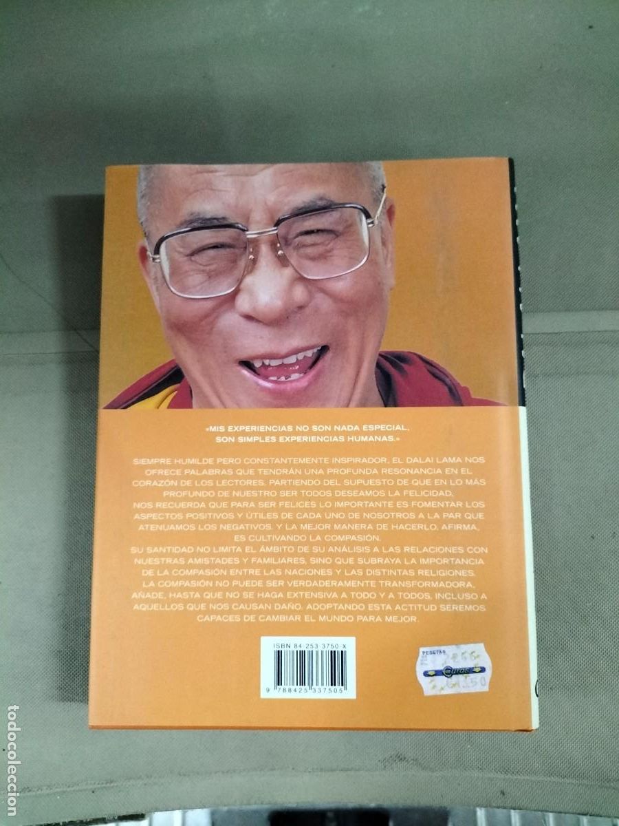 Libros de segunda mano: Con el coraz&oacute;n abierto - Dalai Lama - Foto 2