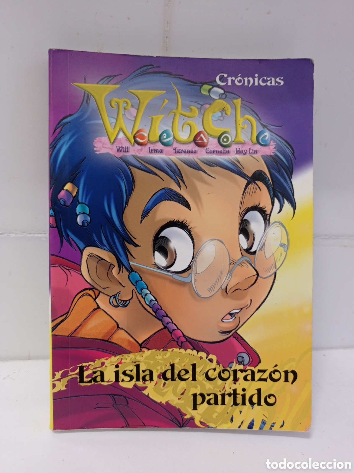 Libros de segunda mano: CRONICAS WITCH, LA ISLA DEL CORAZON PARTIDO, CIRCULO DE LECTORES, ESTADO BUENO - Foto 1