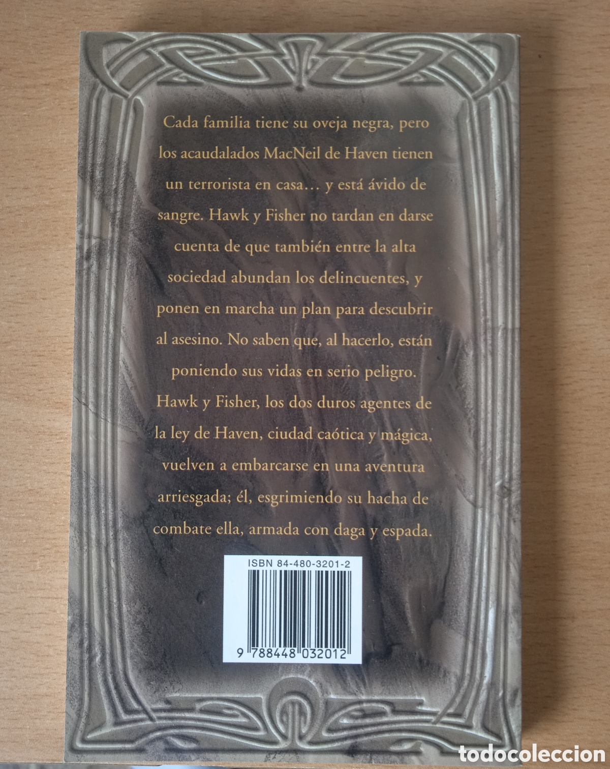 Libros de segunda mano: Un lobo en el reba&ntilde;o/ Simon R Green - Foto 2
