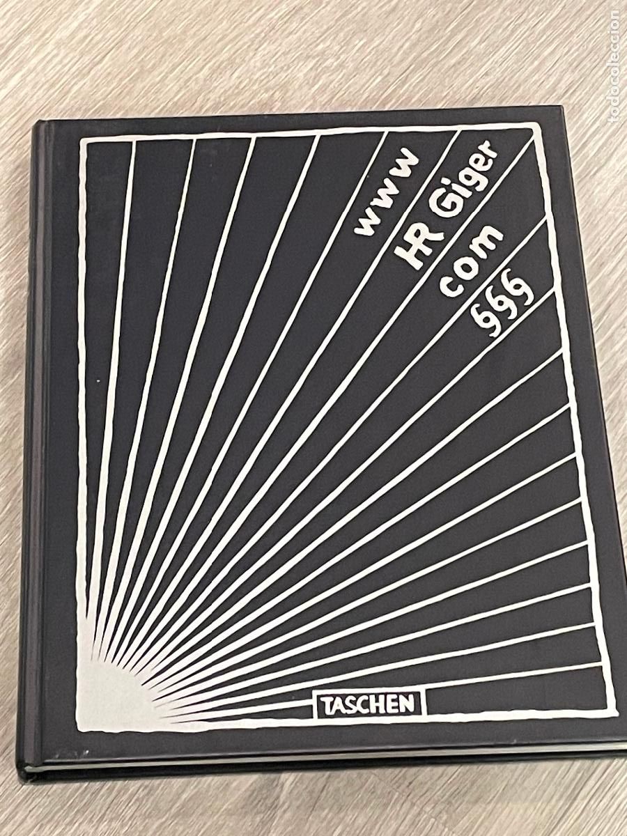 Libros de segunda mano: WWW HR GIGER COM - TASCHEN 1997 - Foto 1