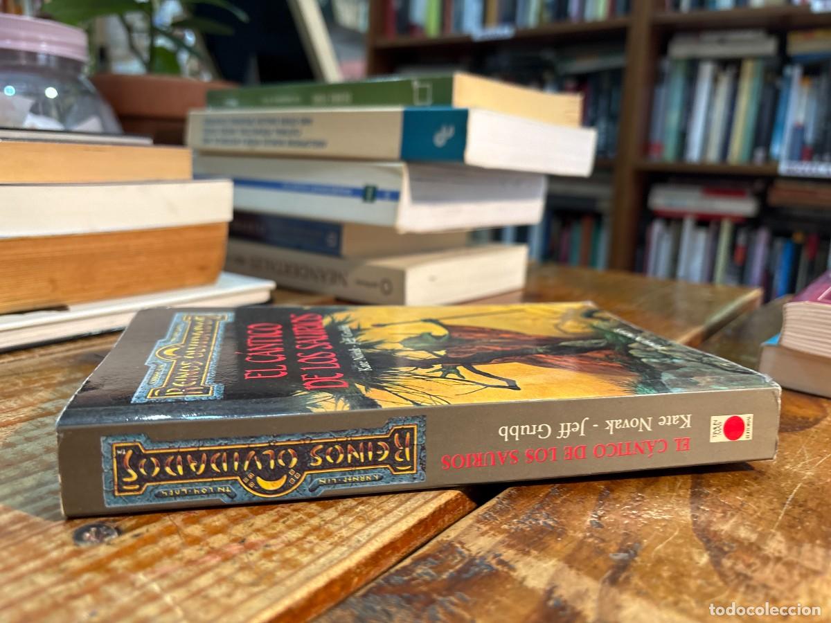Libros de segunda mano: El c&aacute;ntico de los Saurios n&ordm; 3/3 - Foto 2