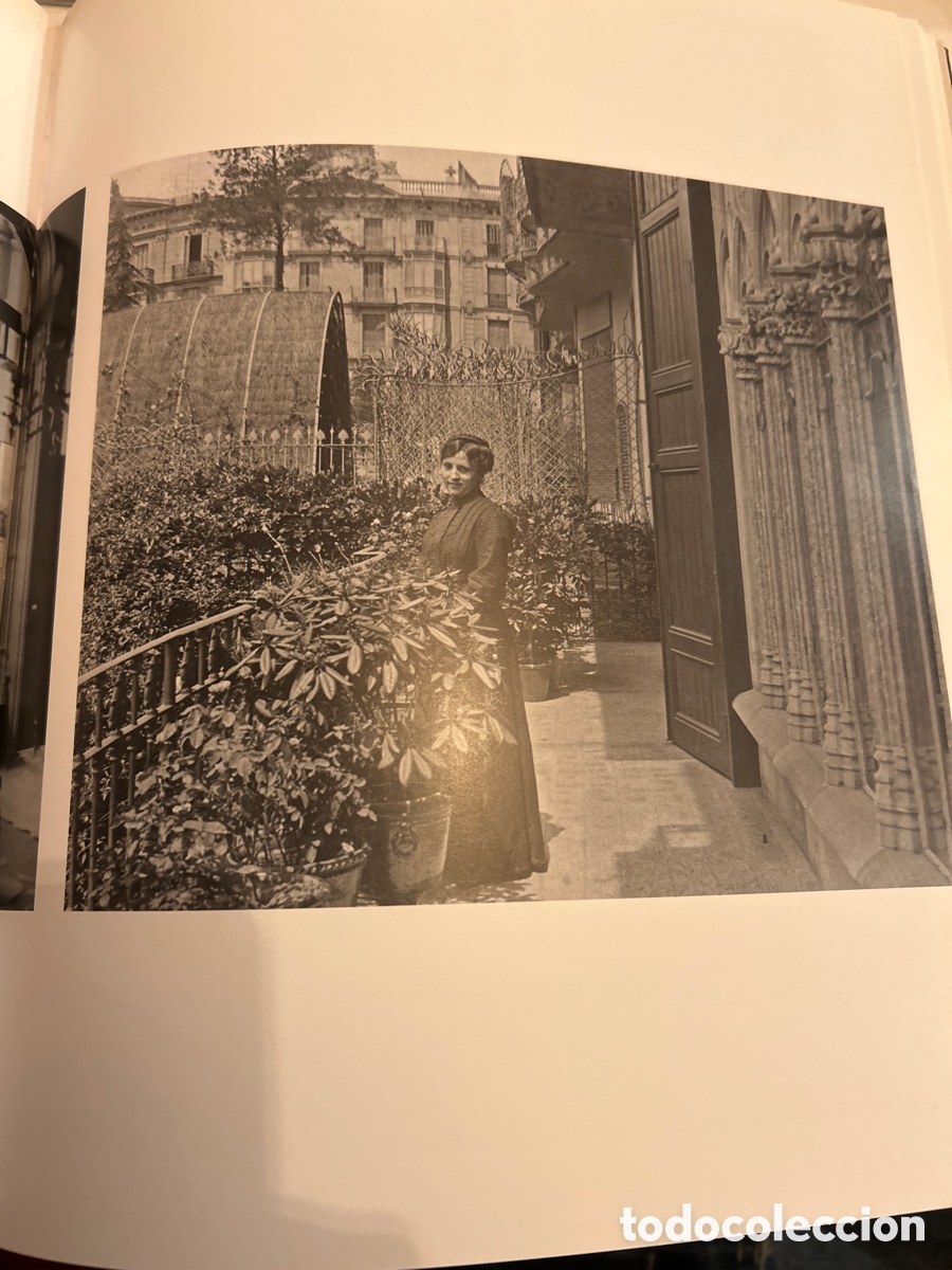 Libros de segunda mano: L&rsquo;esplendor de Barcelona burgesa. Llu&iacute;s Permanyer. Angle esitorial - Foto 3