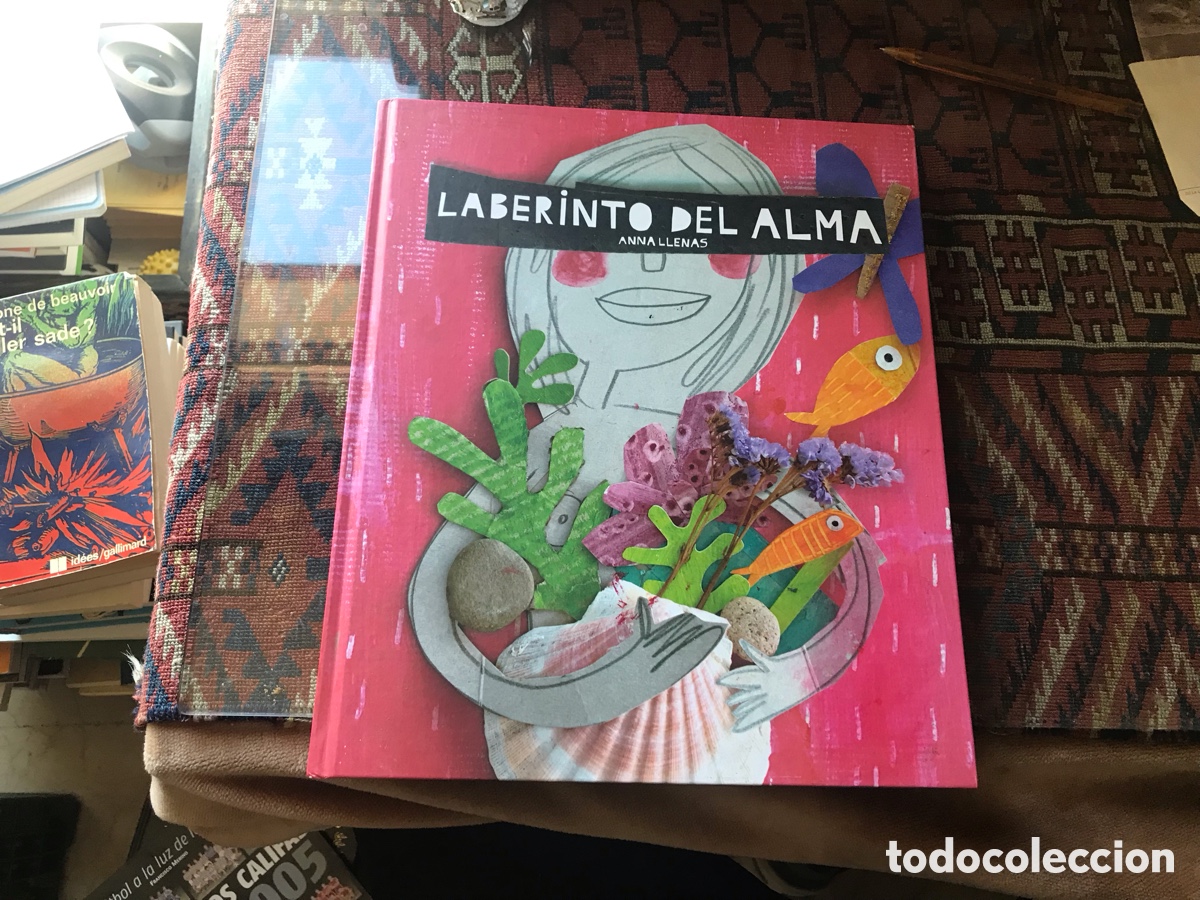 Libros de segunda mano: Laberinto del alma. Anna Llenas. - Foto 1