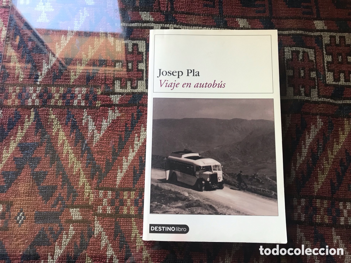 Libros de segunda mano: Viaje en autob&uacute;s. Josep Pla. Destino Libros - Foto 1