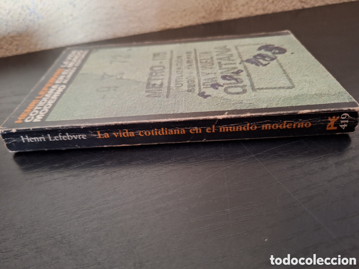 Libros de segunda mano: La vida cotidiana en el mundo moderno - Foto 2
