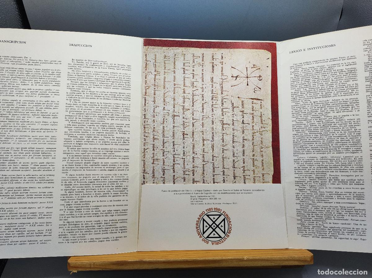 Libros de segunda mano: Vitoria. Documento facs&iacute;mil del fuero de poblaci&oacute;n - Foto 2