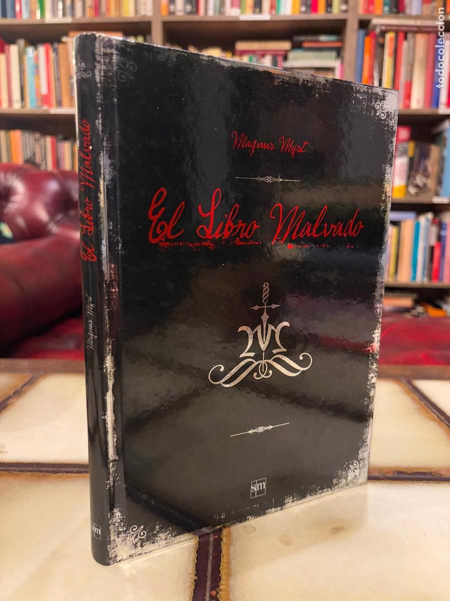 Libros de segunda mano: El libro malvado. Magnus Myst. - Foto 1