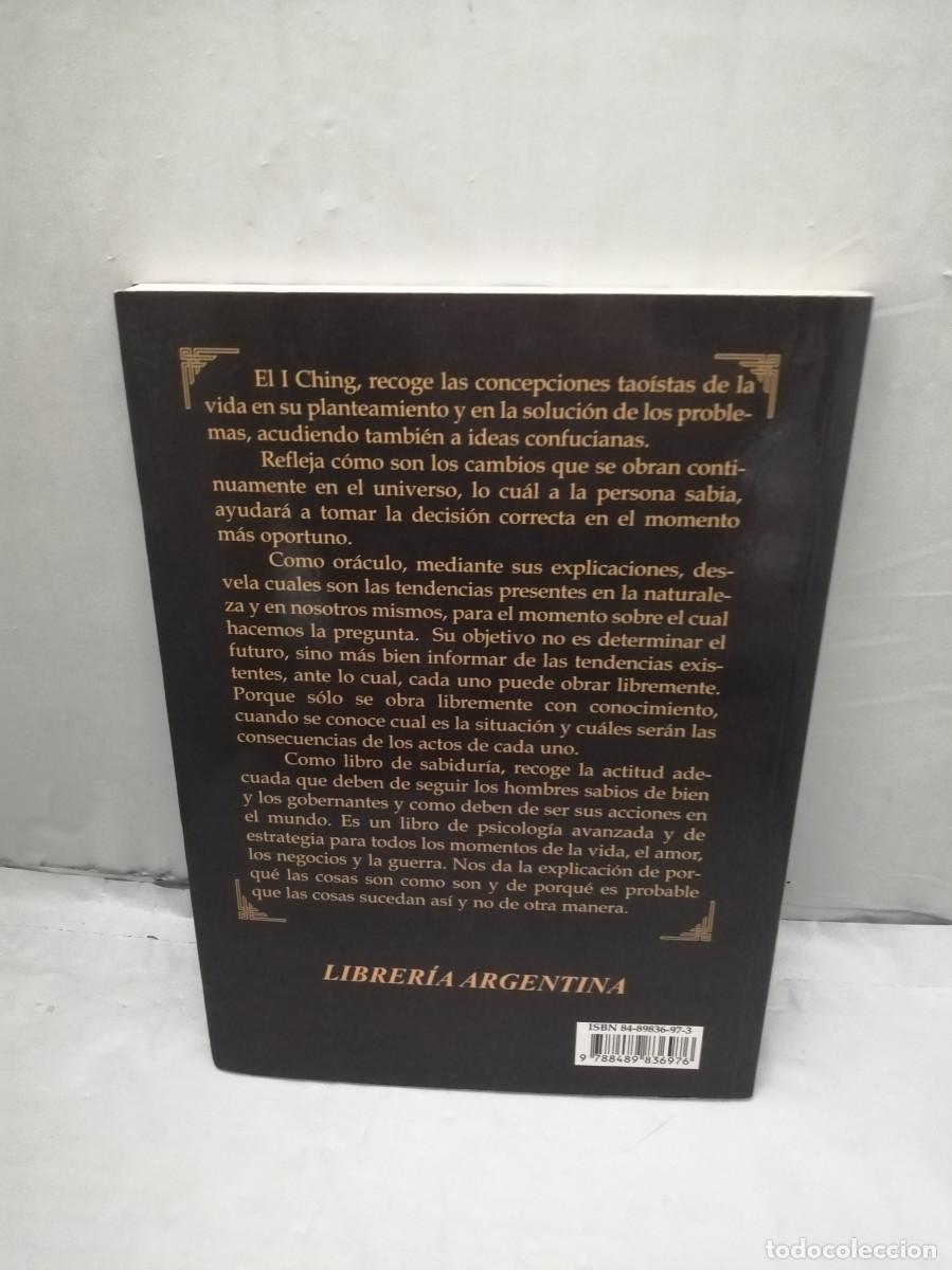 Libros de segunda mano: I CHING: El or&aacute;culo del cambio (Versi&oacute;n de Norberto Tucci) - Foto 2