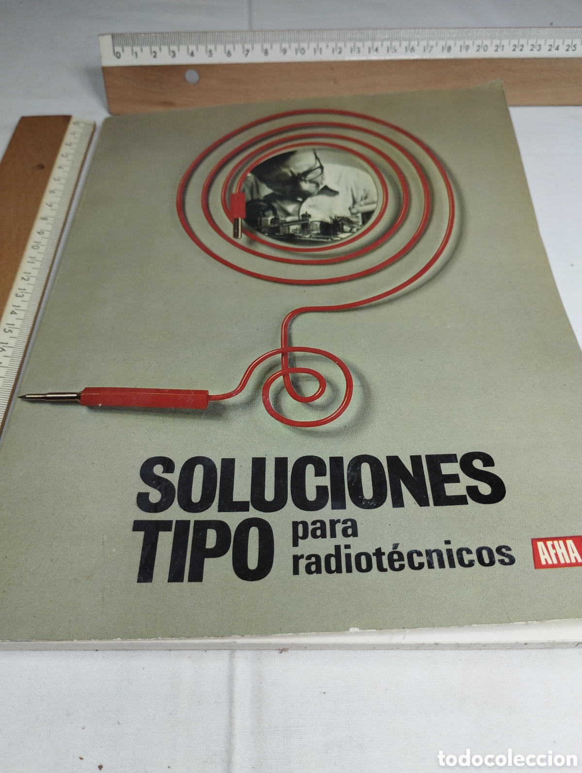 Libros de segunda mano: Soluciones tipo para radiot&eacute;cnicos. AFHA - Foto 1