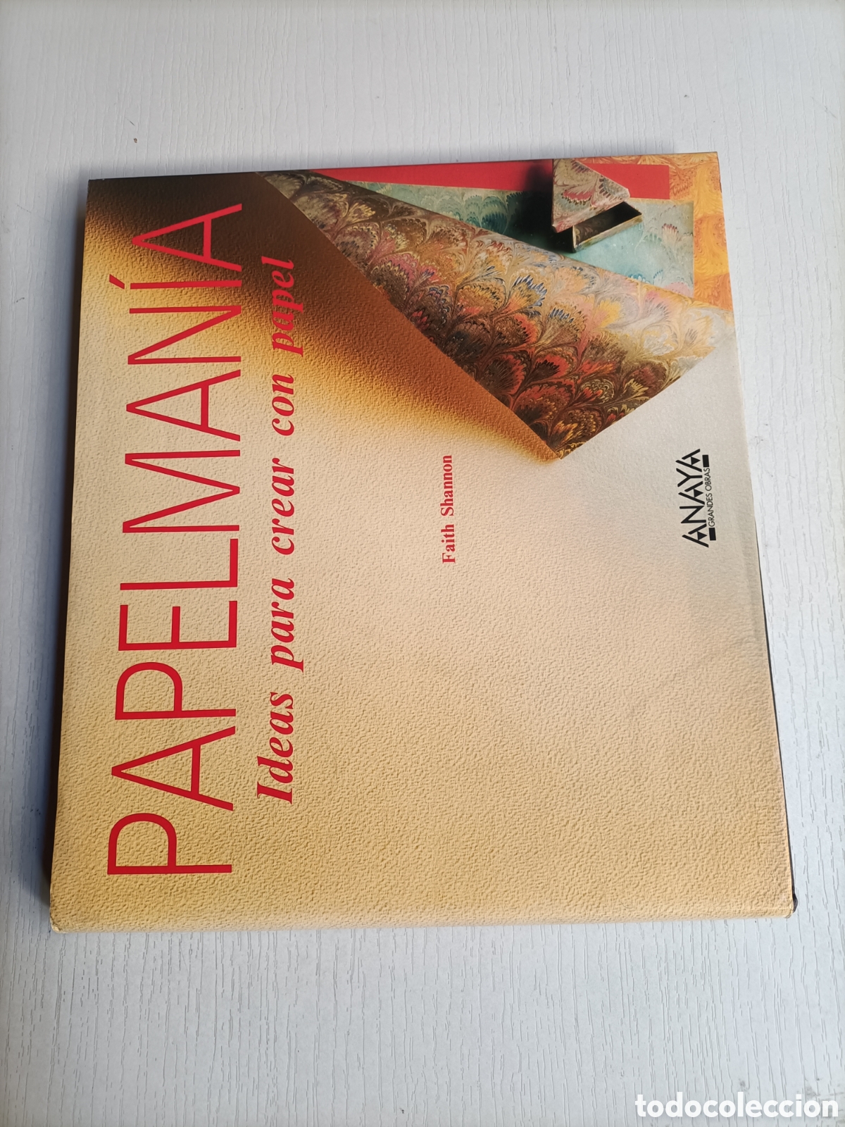 Libros de segunda mano: Papelman&iacute;a. Ideas para crear con papel Fait Shannom . Artesan&iacute;a manualidades
