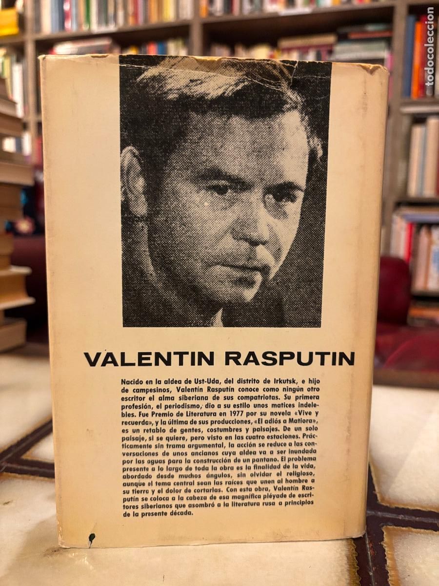 Libros de segunda mano: El adi&oacute;s a Matiora. Valent&iacute;n Rasput&iacute;n. PEDIDO M&Iacute;NIMO 5&euro; - Foto 2